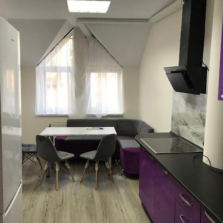 Міни-Хостел Родинного Типу Dubai Ujhorod Exterior foto