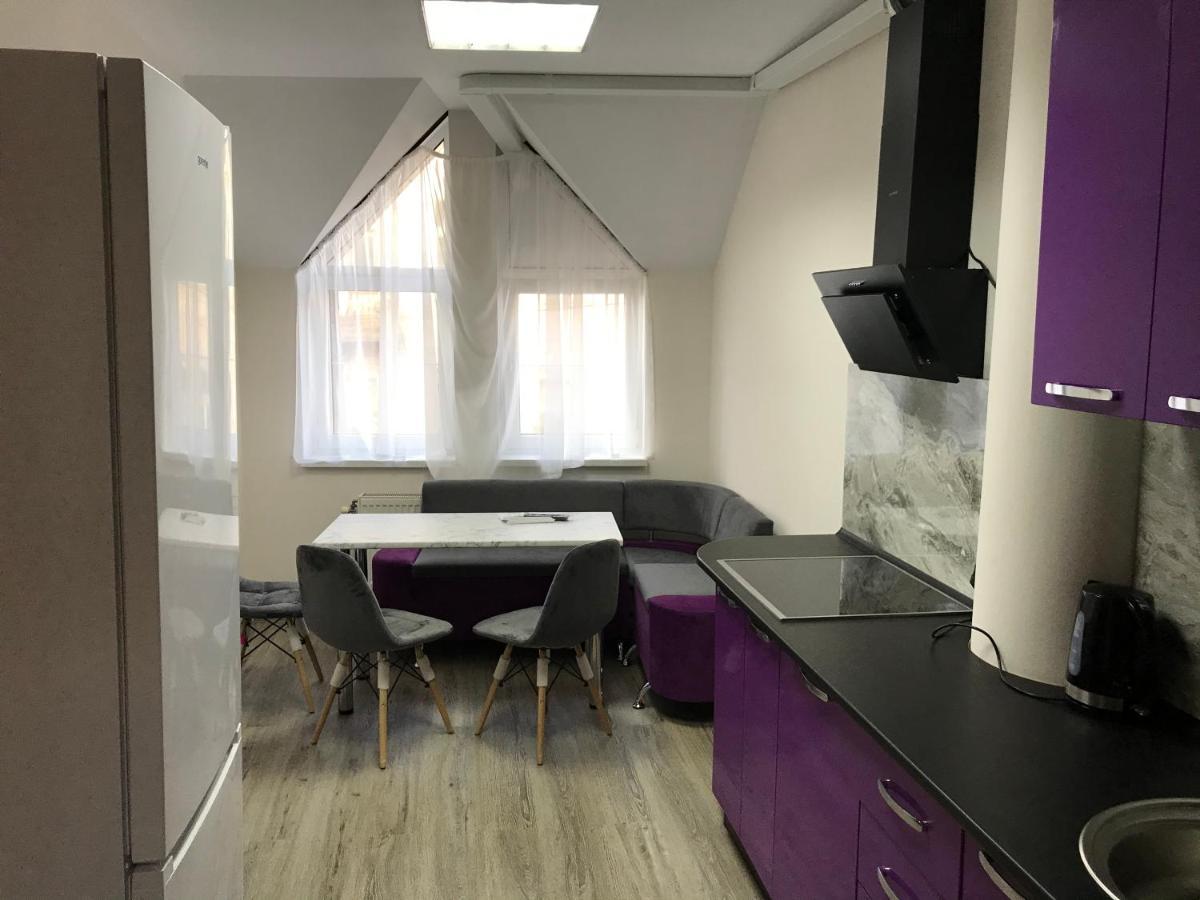 Міни-Хостел Родинного Типу Dubai Ujhorod Exterior foto